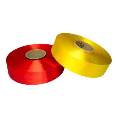  100% fil de polypropylène textile couleur rouge PP FDY fil pour fil à coudre industriel  